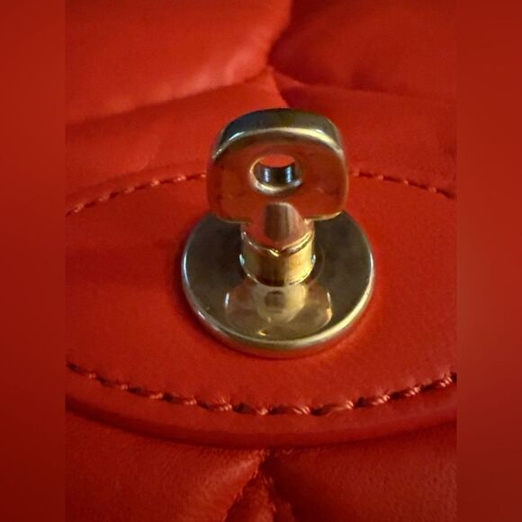 Mulberry Softie Coral Orange Pillow Effect Nappa Leather Shoulder Bag NWT - Picture 7 of 16